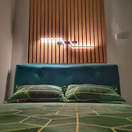 15. Little Studio Apartman